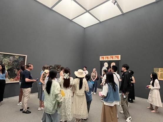 http://www.sis.zju.edu.cn/_upload/article/images/0d/20/e11d2b1f43a393f54adc697d6b3a/882d907c-5fda-4644-b845-e581481ff73a.jpg