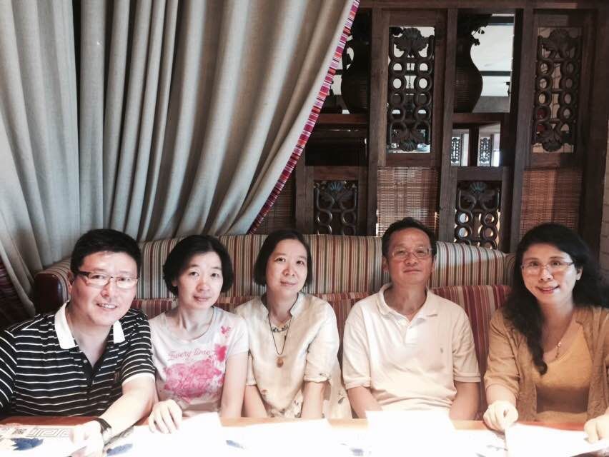 第二支部学习照片.jpg 第二支部学习照片.jpg